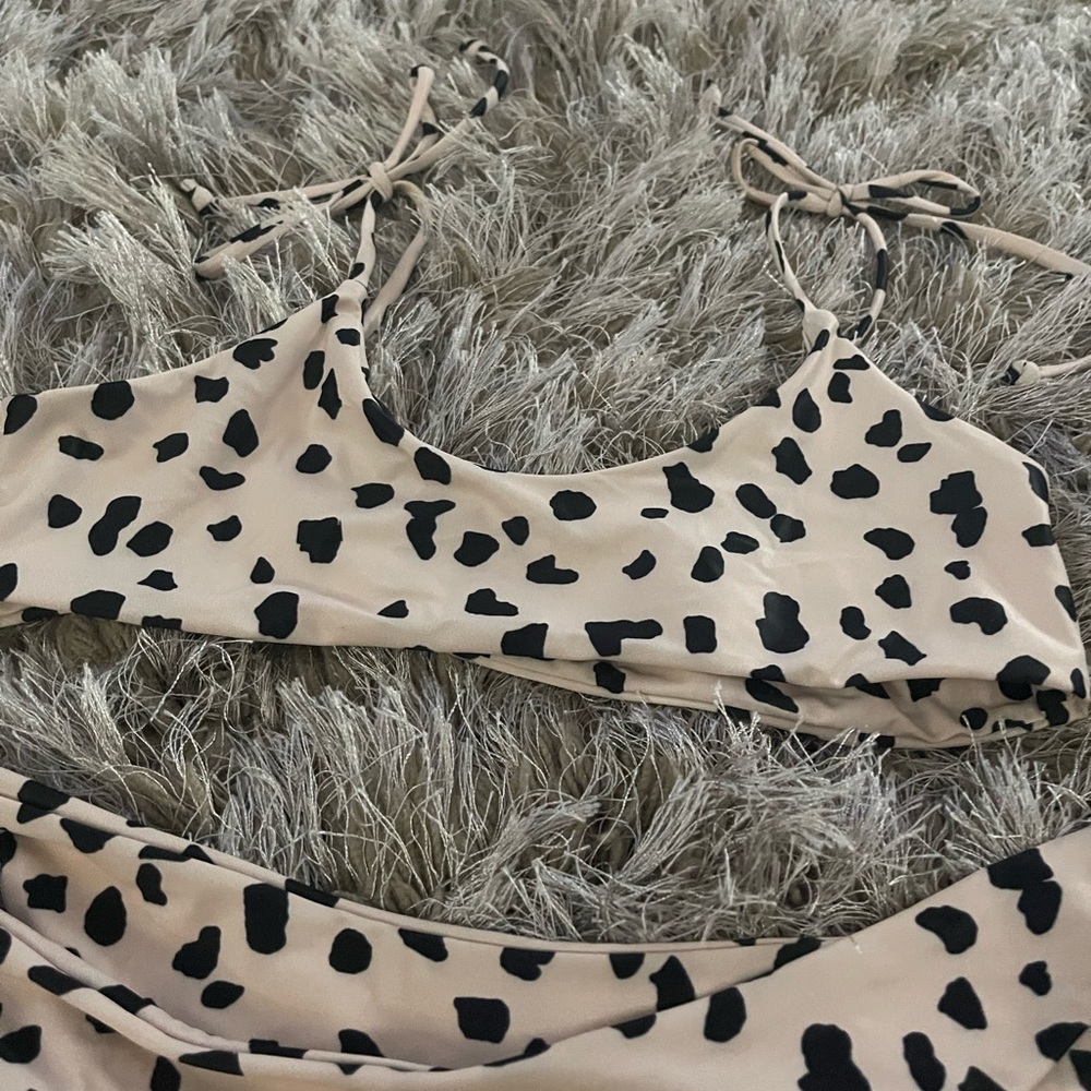 Leopard Print Bikini Set - Picture 5 of 6
